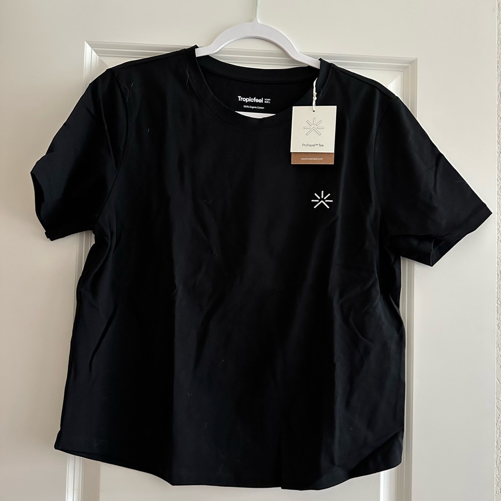 Black Short Sleeve Women’s ProTravel Tee